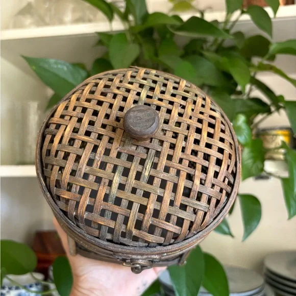 SOLD - Picture 2 of 6